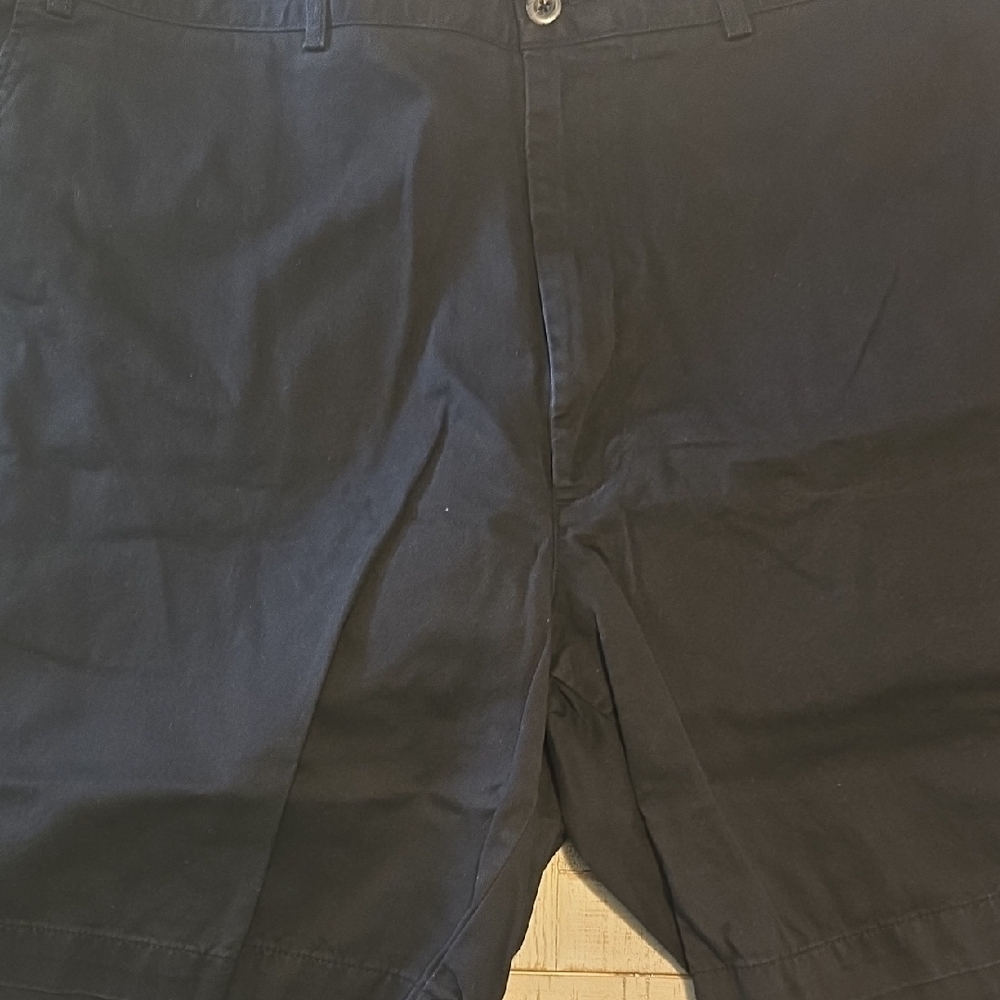 Roundtree & Yorke Black Flat Front Shorts